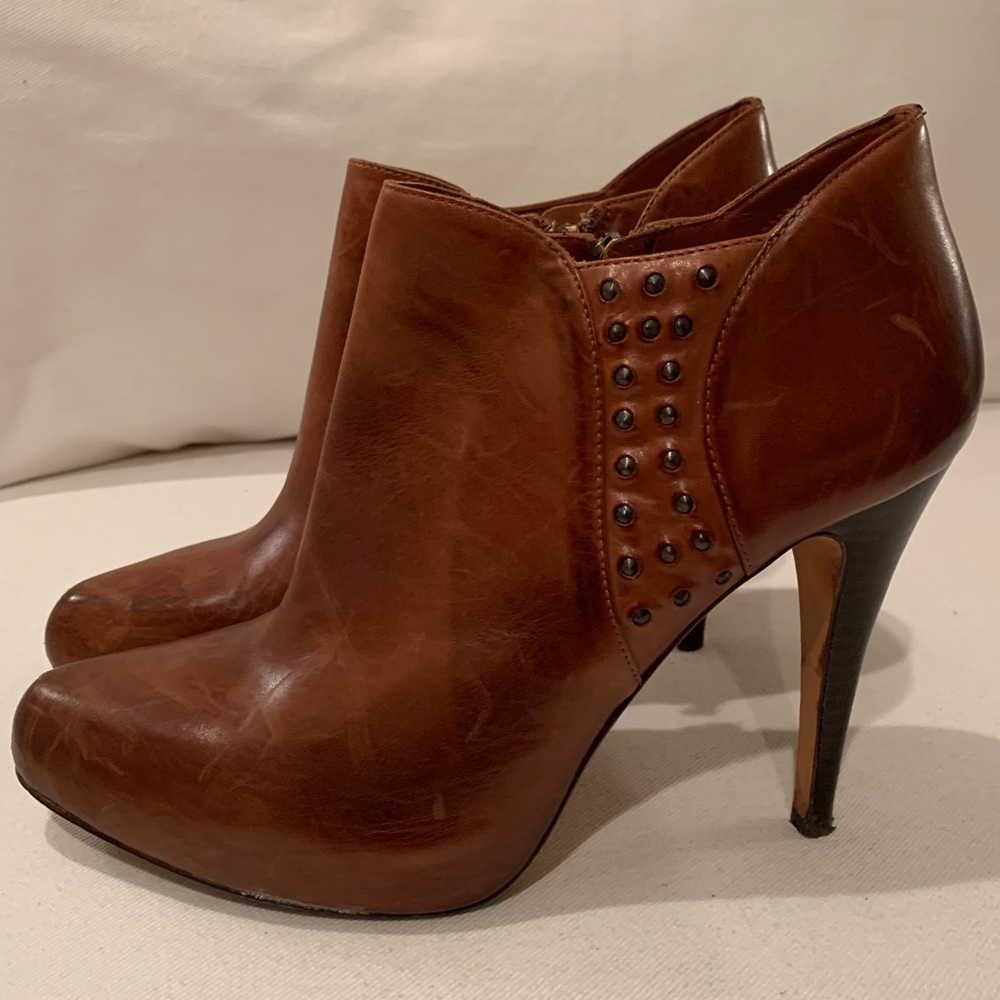Max Studio camel leather booties, 8